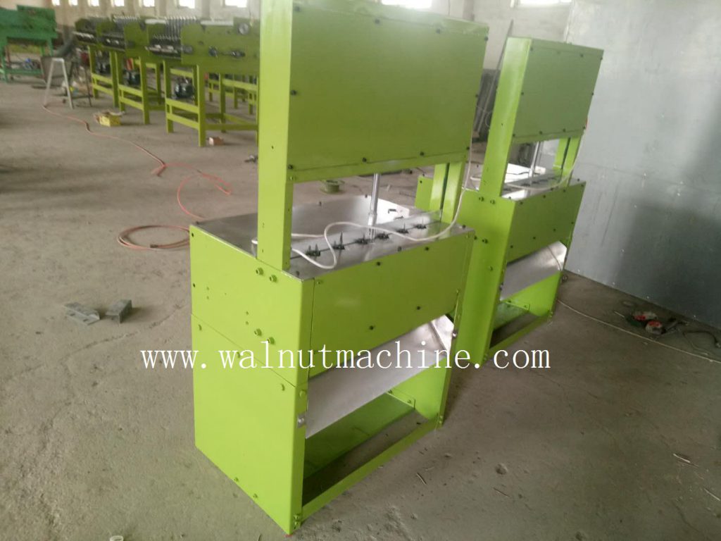 semi-automatic cashew sheller