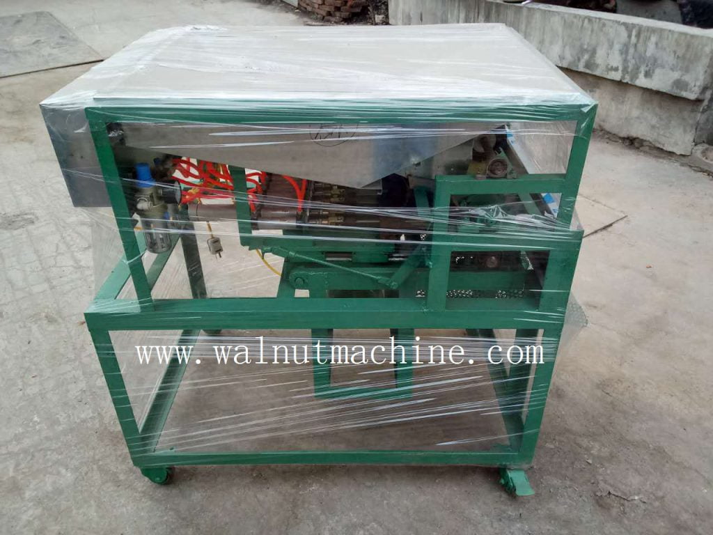 Macadamia nut cracker machine