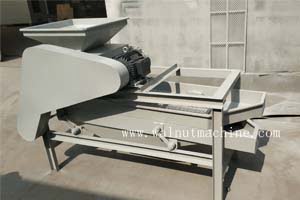 Almond cracking machine