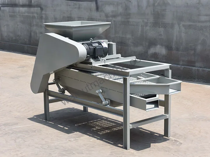 Almond Shelling Machine 7 Almond hulling machine