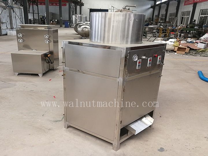 Máquina de descascar castanha de caju