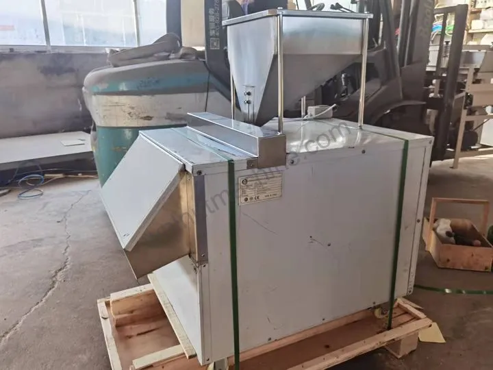 Almond nut slicer ready for shipment