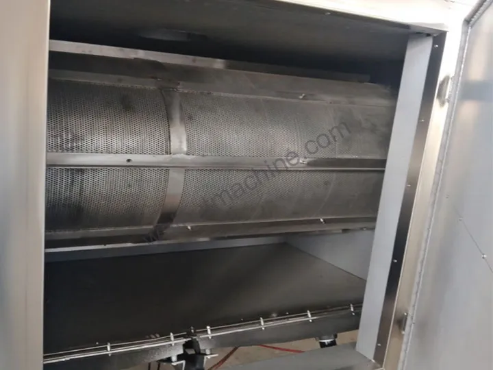 Machine de torréfaction de cacahuètes commerciale - Torréfacteur de noix à haute efficacité à vendre 2 Tambour interne d'un torréfacteur de cacahuètes