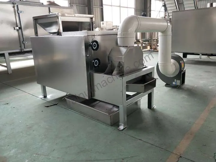 Peanut Half Cutting Machine 5 Roasted peanut half cutter machine