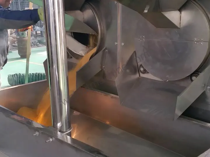 Sesame Roaster Machine 6 Automatic outlet discharge