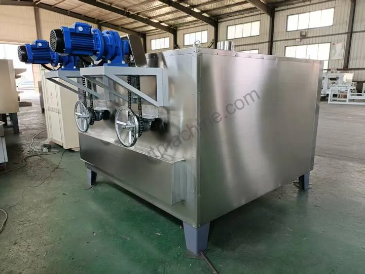 Sesame Roaster Machine 2 Sesame seed roasting machine