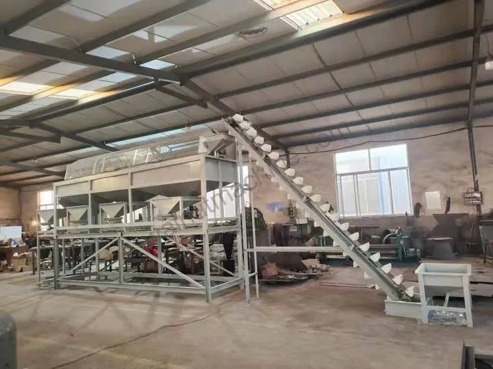 Almond Shelling Production Line For Almond Cracking 6 Rotary drum grading machine
