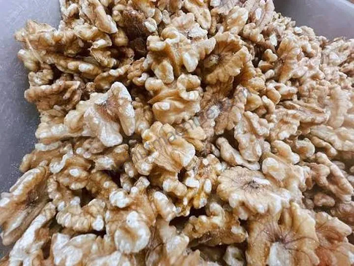 Final product – walnut kernels